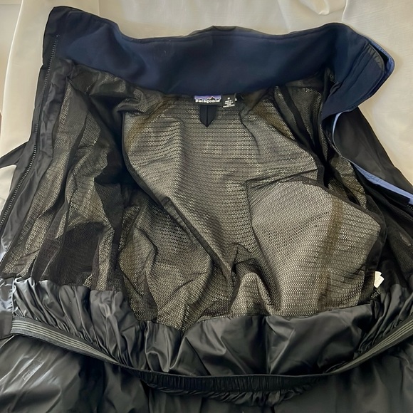 Patagonia ~All Weather Waterproof Jacket - Picture 8 of 16